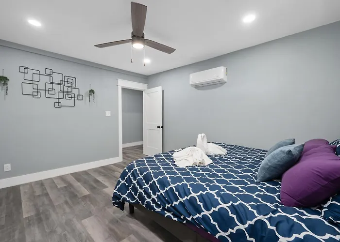 Elegant 2Br Apt Near Med Center With Free Park